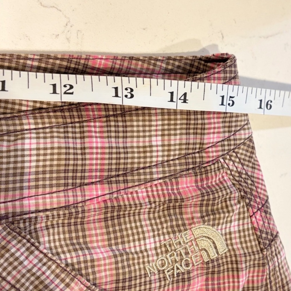 The North Face Womens y2k Pink Brown Plaid Hiking Utility Cargo Shorts Size 10 - Picture 5 of 5